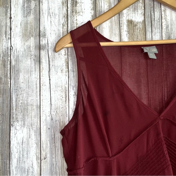 Converse Maroon Sheer V Neck Tank - Picture 4 of 6
